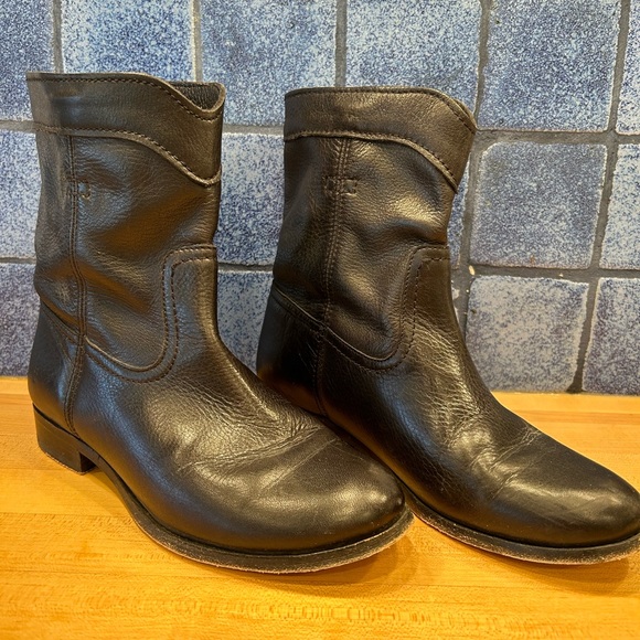 Frye Anna Boots - Picture 2 of 8